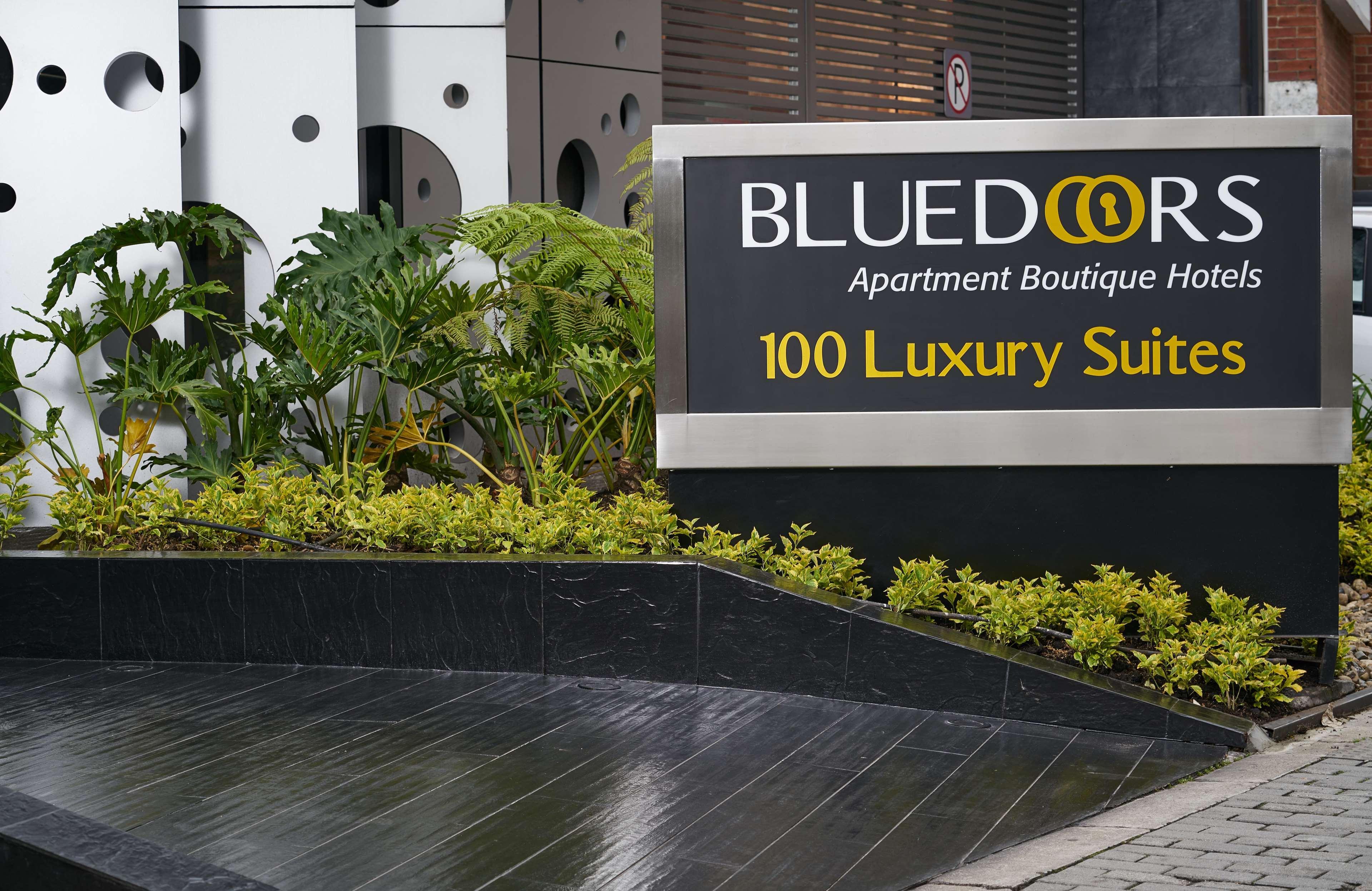 Hotel 100 Luxury Suites By Preferred Bogotá Esterno foto Bluedors