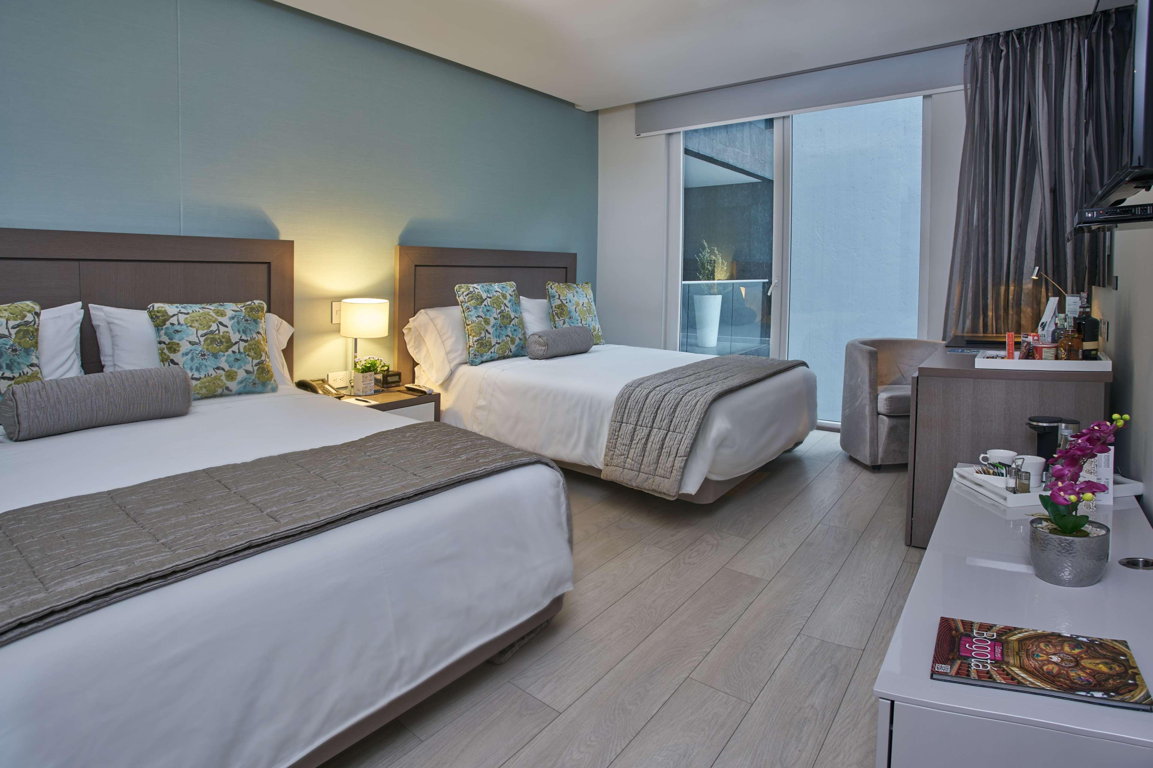 Hotel 100 Luxury Suites By Preferred Bogotá Esterno foto Deluxe Room