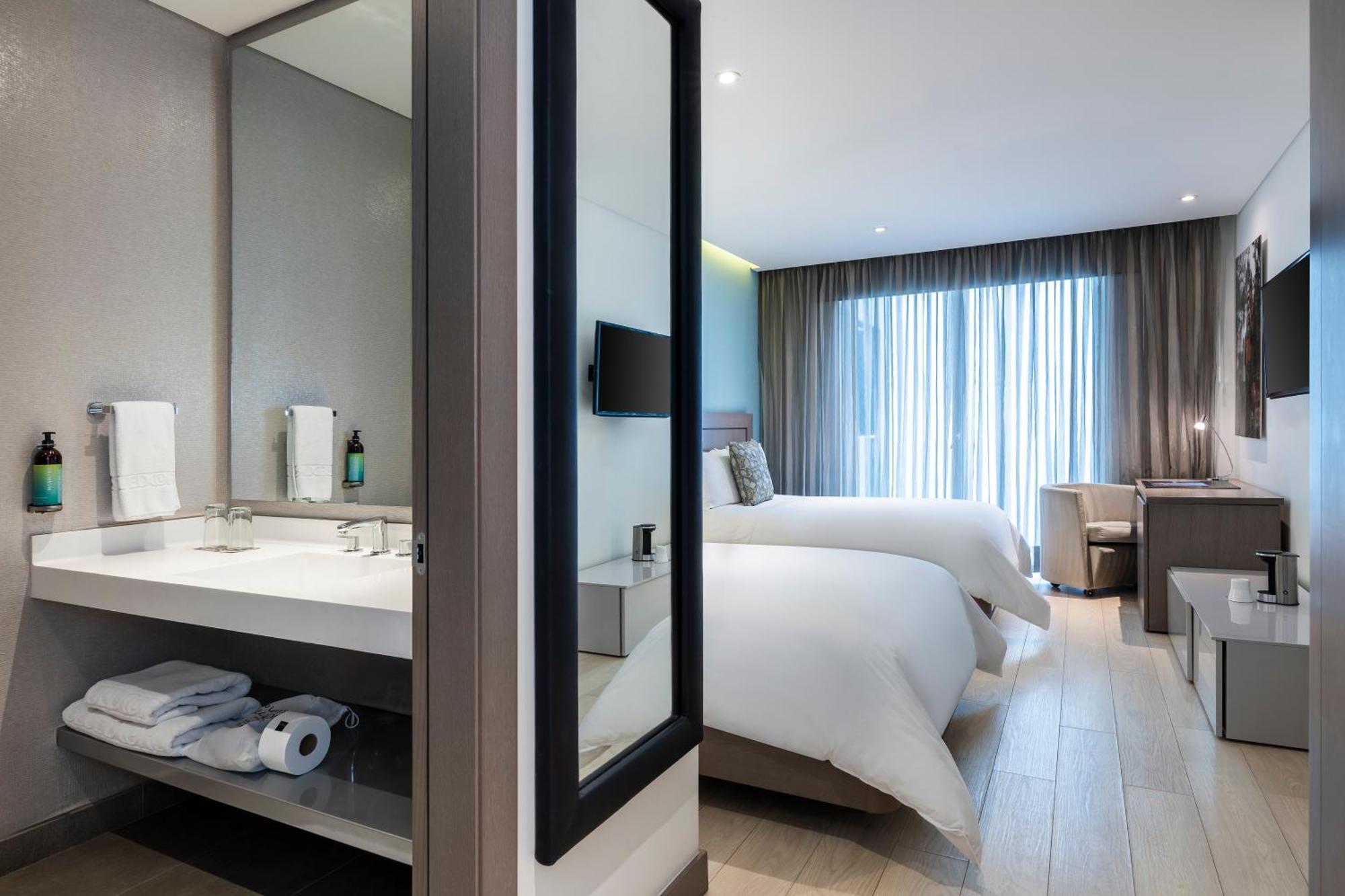 Hotel 100 Luxury Suites By Preferred Bogotá Esterno foto Deluxe Room
